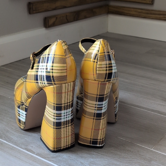 Madden Girl Yellow Plaid Platform Heels - Picture 3 of 5